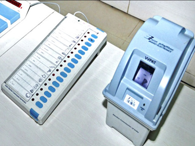 Máquina eletrônica de votação EVM e unidade VVPAT utilizadas na Índia